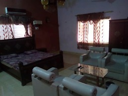 Royal Guest And Farm House