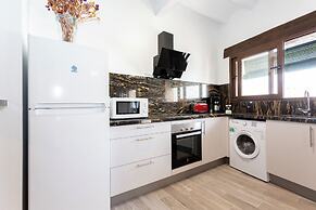 Apartment 4 People in Ground Floor