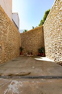 Apartment 4 People in Ground Floor