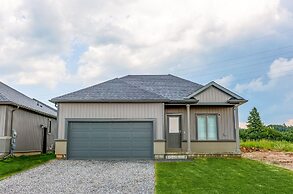 Luxury Bungalow mins Niagara falls & Brock uni