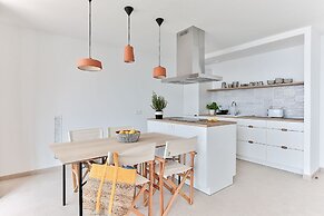 ECO-APARTMENTS LA MARINEDA & HOTEL THALASSA SPORT & SPA