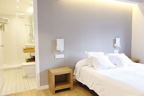 ECO-APARTMENTS LA MARINEDA & HOTEL THALASSA SPORT & SPA