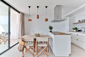 ECO-APARTMENTS LA MARINEDA & HOTEL THALASSA SPORT & SPA