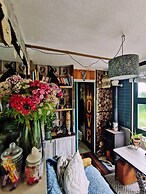 Gorgeous Horsebox at Glamp in Style in East Sussex