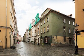 Old Town Apartment Slusarska