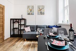 Old Town Apartment Slusarska