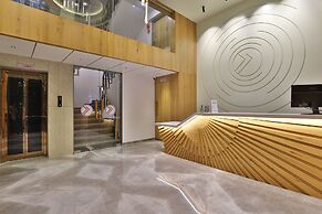 7 Orbit Hotel Surat