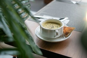 Parkside Gayo Petro Hotel