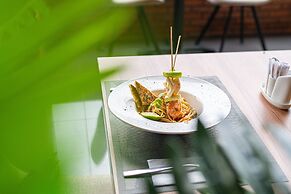 Parkside Gayo Petro Hotel