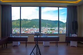 Parkside Gayo Petro Hotel