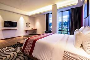 Parkside Gayo Petro Hotel