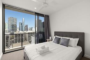 South Brisbane 2 Bedrooms Apartment with Free Parking by KozyGuru