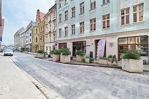 Stylish Apartments City Center Renters