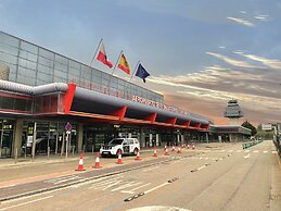 Apartmentos Santander Maliaño Suites 3000