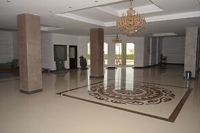 Hotel Sehwan Divine