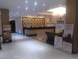 Hotel Sehwan Divine