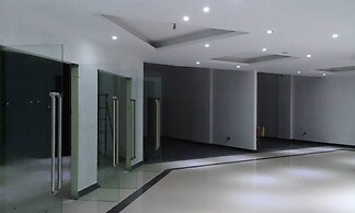 Hotel Sehwan Divine