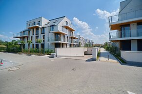 Exclusive Two-level Apartment by Renters