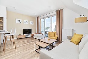 Exclusive Two-level Apartment by Renters