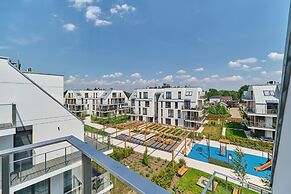 Exclusive Two-level Apartment by Renters