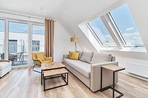 Exclusive Two-level Apartment by Renters