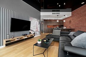 Luxurious Apartments Sky Tower