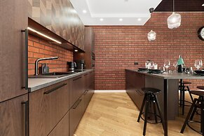 Luxurious Apartments Sky Tower