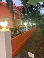 Goa - Villa - Sleeps 6 - Parking - Garden