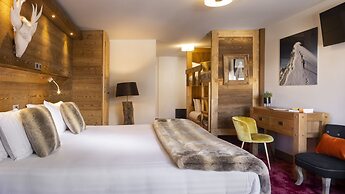 Hotel Ski Lodge