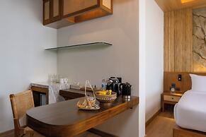 SINAE Phuket Luxury Hotel