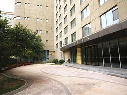 Tianjin Crown International Apartments