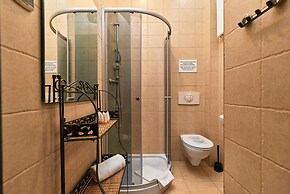 Old Town View Apartments by Renters