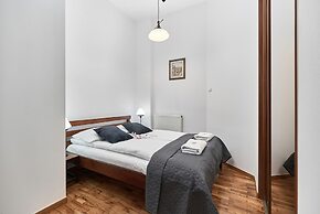 Old Town View Apartments by Renters