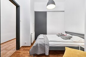 Old Town View Apartments by Renters