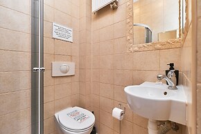 Old Town View Apartments by Renters