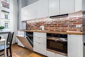 Two Bedroom Apartment Garbary by Renters