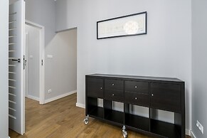 Two Bedroom Apartment Garbary by Renters