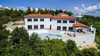 Villa Lubey in Ljubac