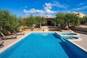 Villa Zlatni Dvori Zadarvillas