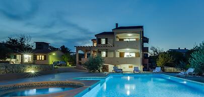 Villa Zlatni Dvori Zadarvillas