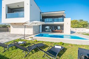 Villa F A Zadarvillas