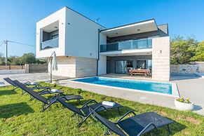 Villa F A Zadarvillas