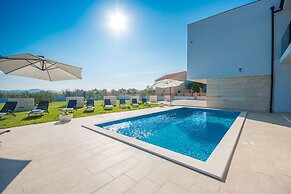 Villa F A Zadarvillas