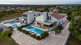 Villa Descansa in Dracevac Ninski