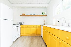 The Green Room Hotel