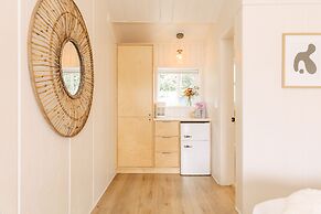 The Green Room Hotel