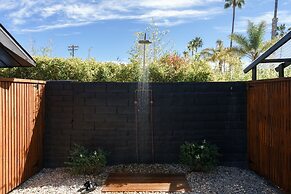 The Green Room Hotel