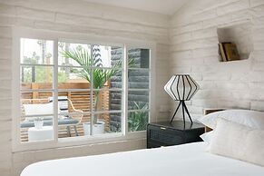 The Green Room Hotel