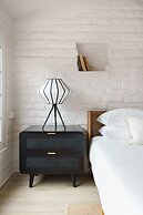 The Green Room Hotel