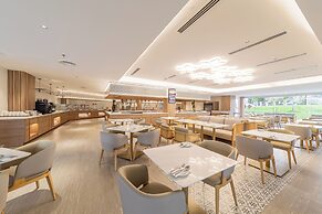 Glenmarie Hotel & Golf Resort